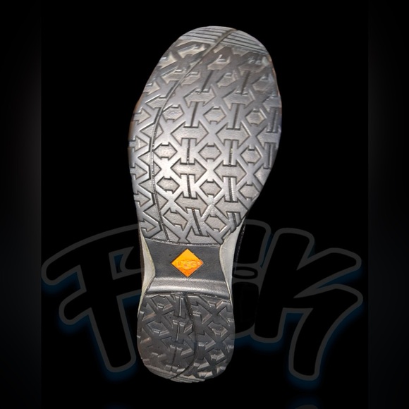 Men’s Ugg Ellison 3M Lined and Waterproof Worn - Picture 8 of 11